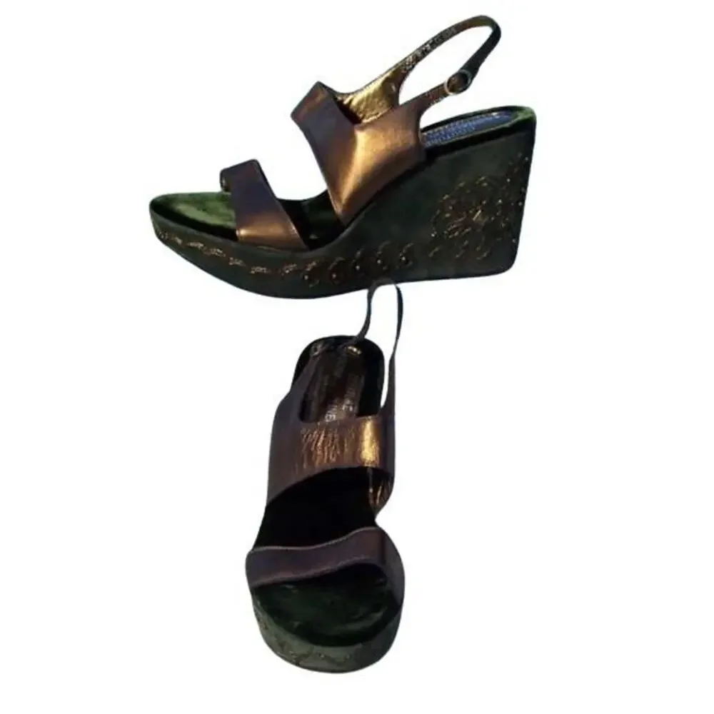 Donald Pliner Metallic Leather Shoe Platform Wedge Suede Embroidery $275 NIB 11